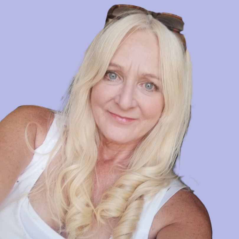 Susan H - Live-in Carer in Bridgend Town