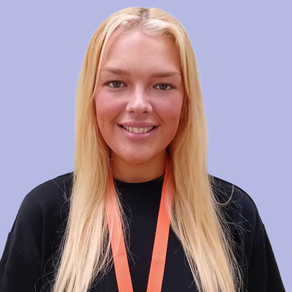 Georgia R - Specialist Carer