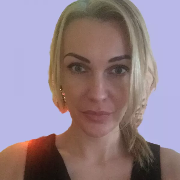 Eliza M's' profile photo