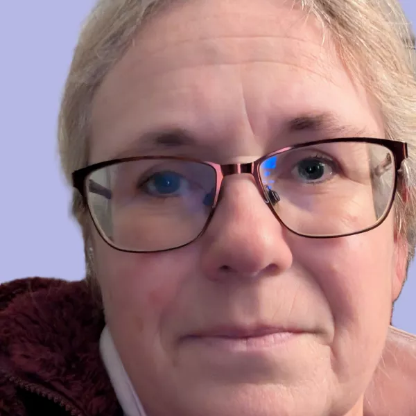 Claire R's' profile photo