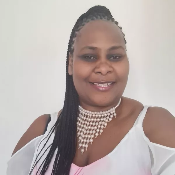 Lucy H's' profile photo