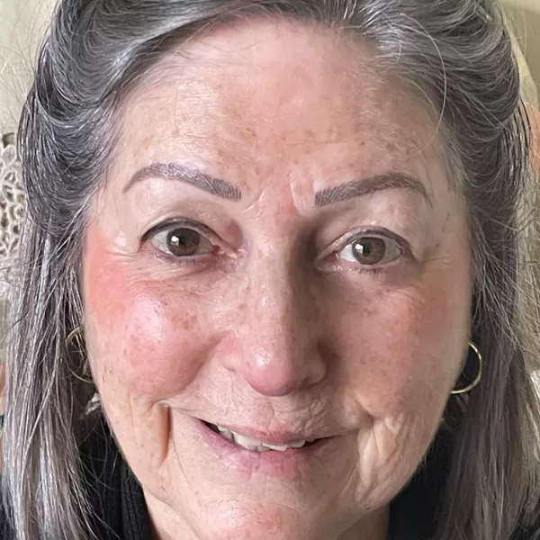 Lesley D's' profile photo